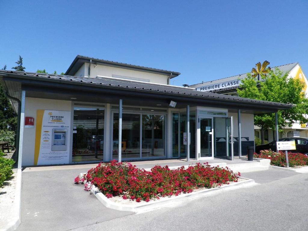 Premiere Classe Avignon Parc Des Expositions Hotel Exterior photo