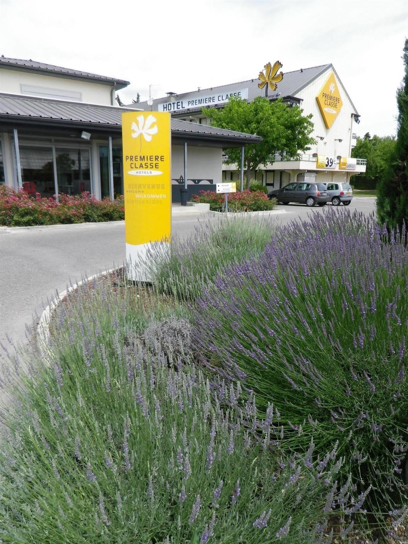 Premiere Classe Avignon Parc Des Expositions Hotel Exterior photo