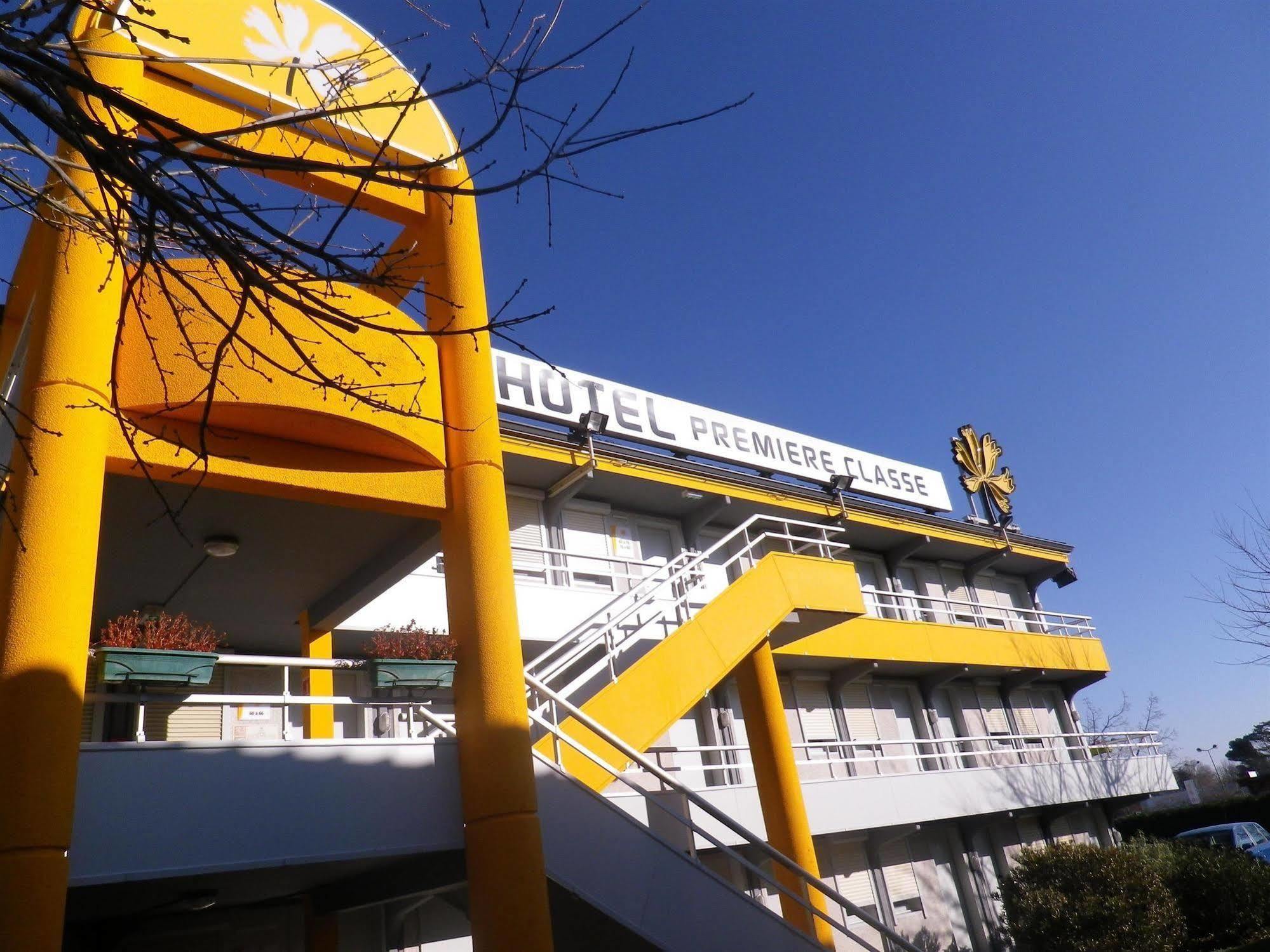 Premiere Classe Avignon Parc Des Expositions Hotel Exterior photo